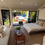 Zenice Beach Luxury Home - Sauna, Cold Plunge, Spa